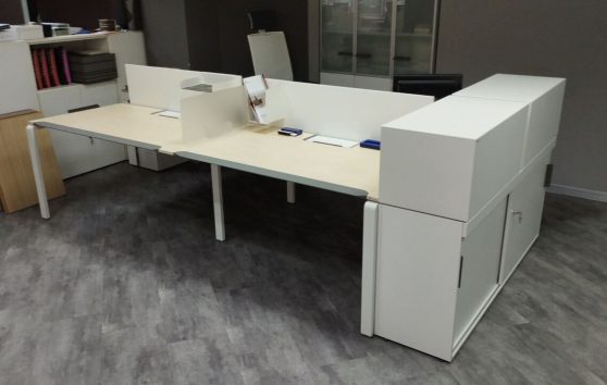 Розпродаж офісних меблів