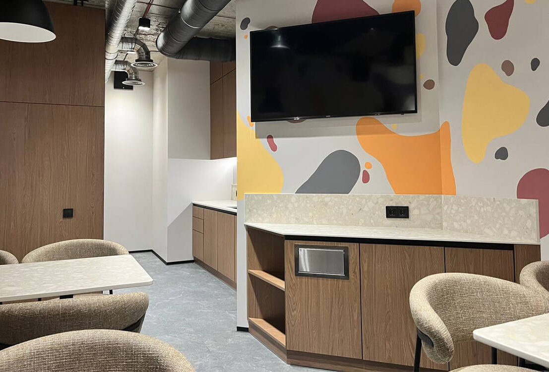 Комплексне меблювання офісу