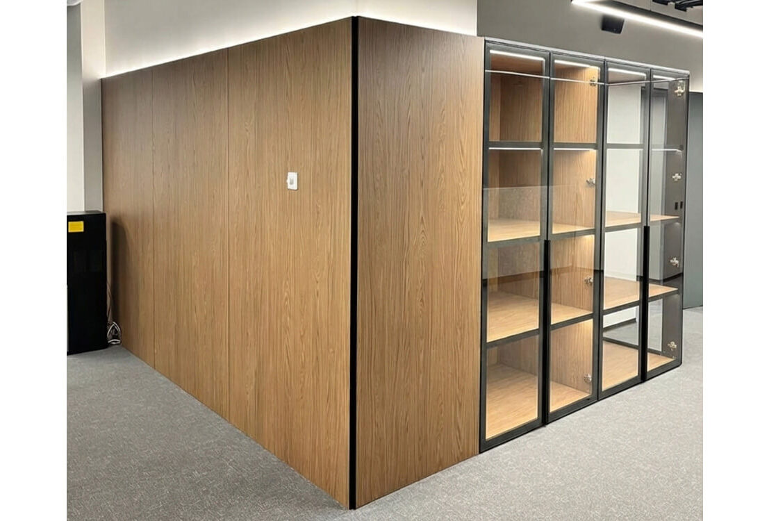 Комплексне меблювання офісу