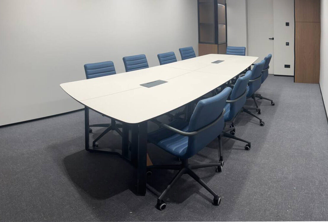 Комплексне меблювання офісу